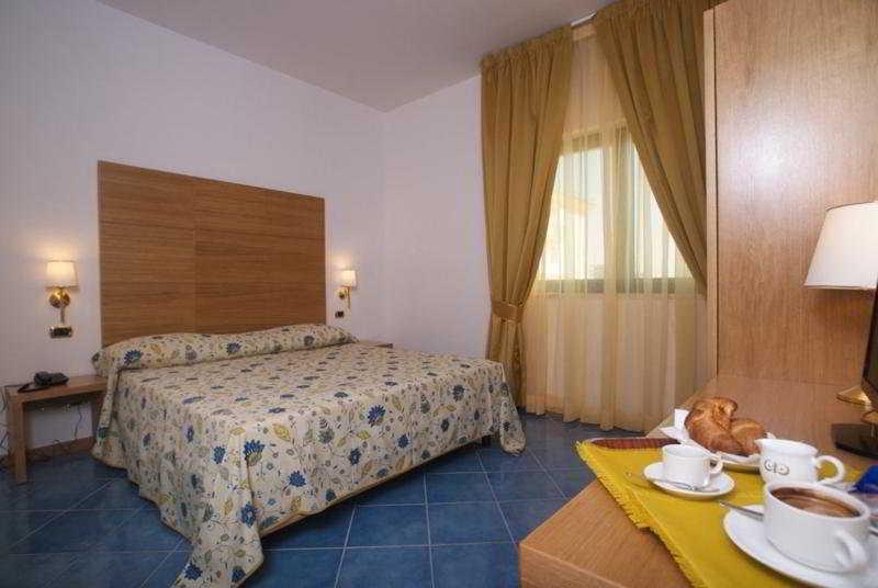 City Hotel Casoria Ngoại thất bức ảnh