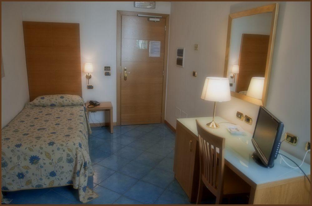City Hotel Casoria Ngoại thất bức ảnh