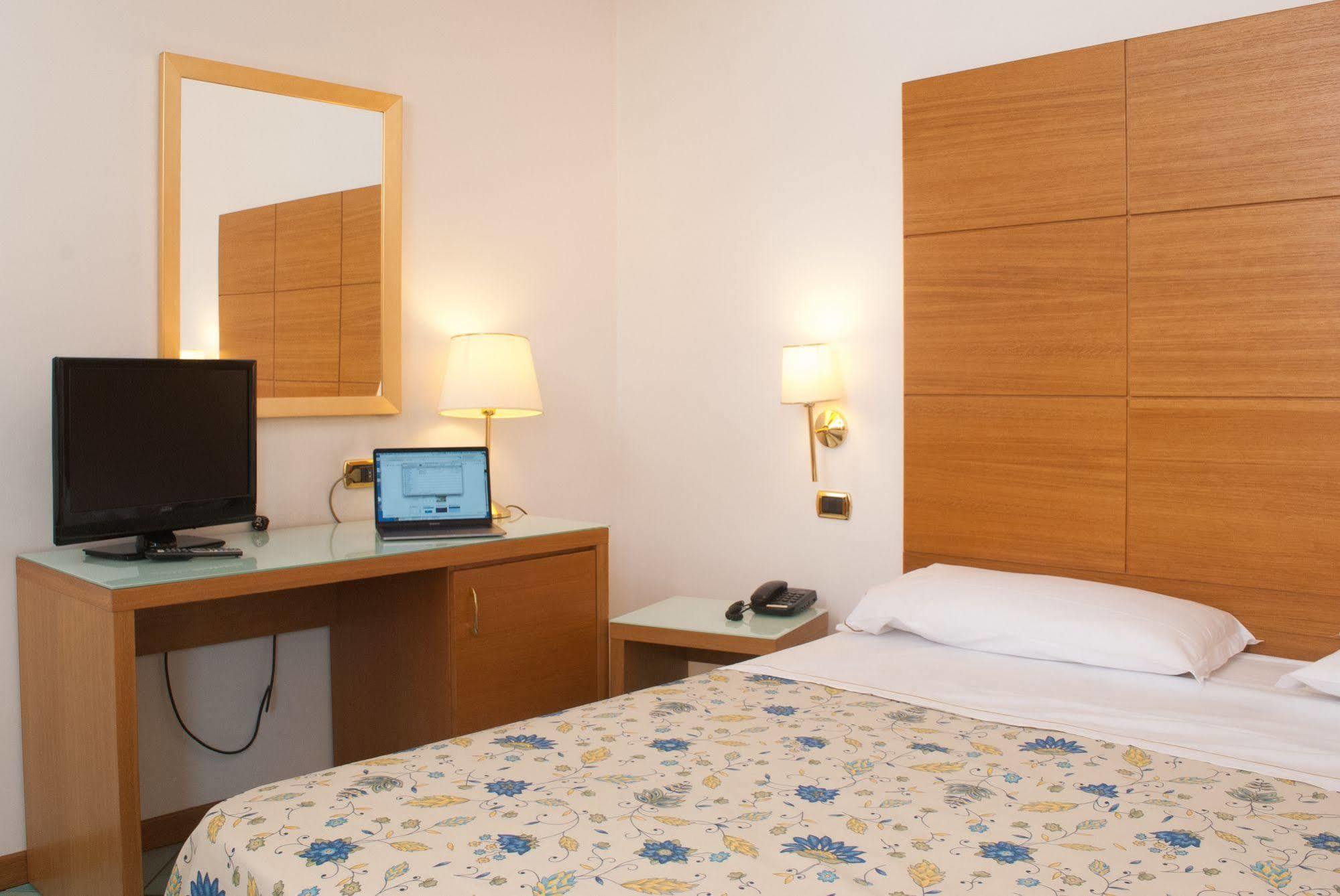 City Hotel Casoria Ngoại thất bức ảnh