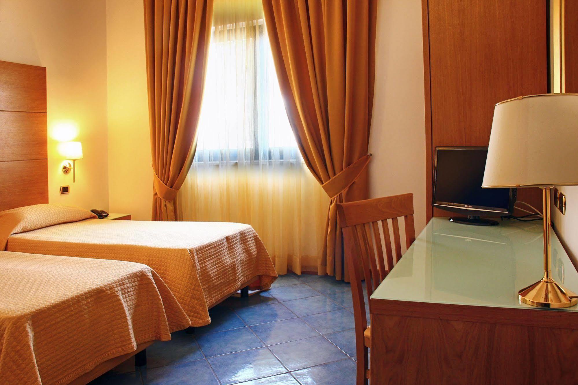 City Hotel Casoria Ngoại thất bức ảnh